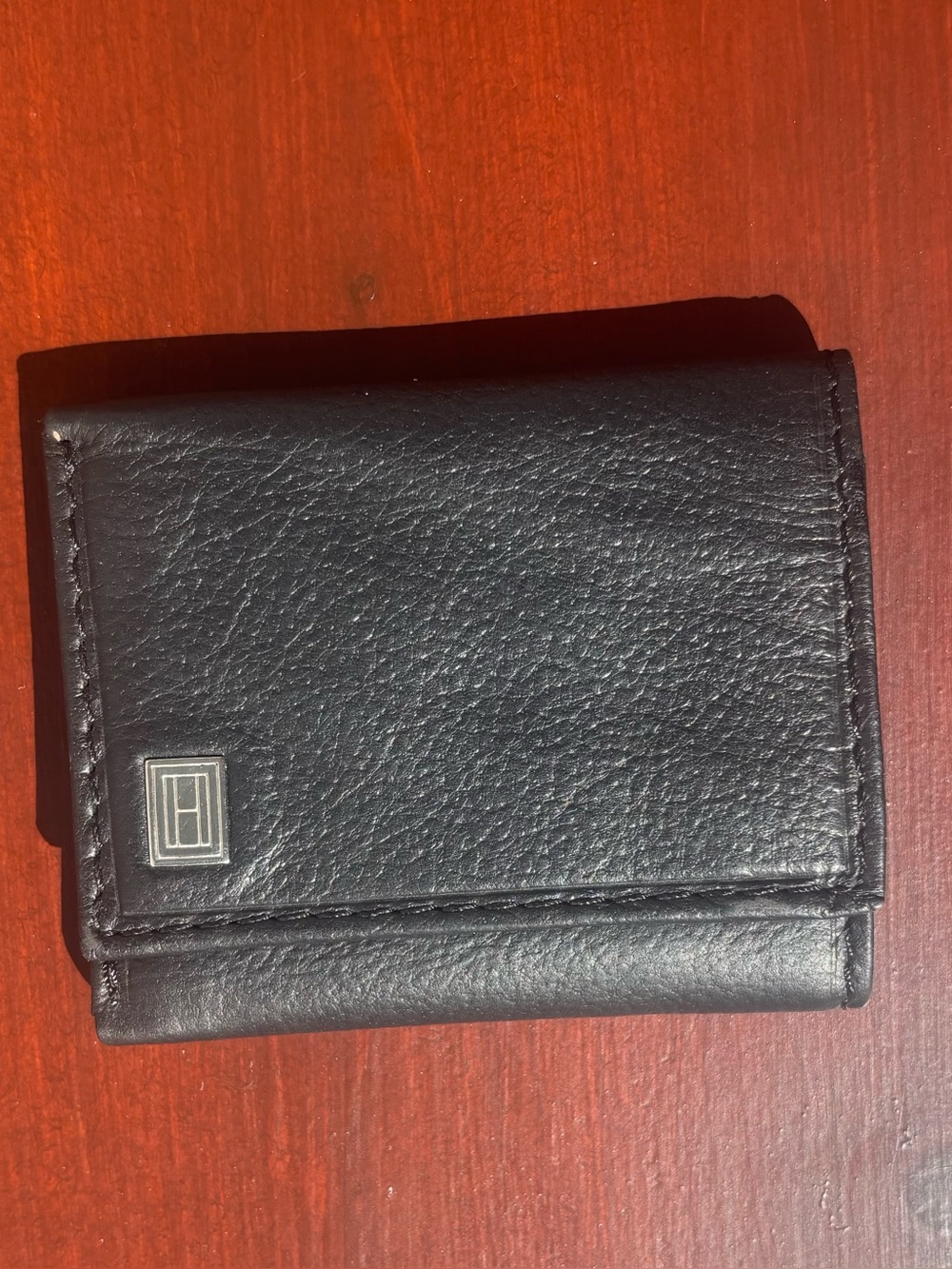 Tommy Hilfiger - premium full grain leather trifold wallet